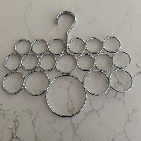 Chrome Hanging Scarf Holder - Picture 1 of 3